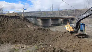 Yıkılan Köprü Yerine Portatif Köprü