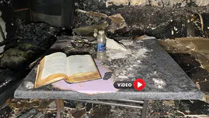 Her Şey Yandı, Kur'an-ı Kerim’e Hiçbir Şey Olmadı