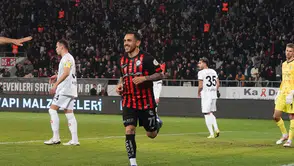 Kornerden Atılan Gol, Stat Dışına Çıkan Şut … İşte 34.Haftanın Tüm Detayları