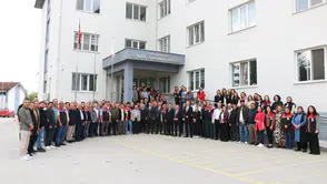 Taş, Mesai Arkadaşlarıyla Bayram Sevincini Paylaştı