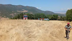 Ağaçlık Alana Sıçrayan Yangına Müdahale Ediliyor