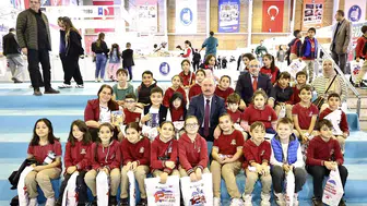‘Kitaplar Geleceğe Taşıyan En Güçlü Köprülerdir’