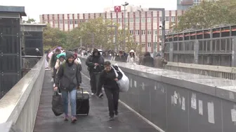 İstanbul’da beklenen yağmur başladı: Trafikte yoğunluk oluştu