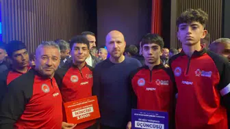 Liseli Gençler, Riva'dan Derecelerle Döndü