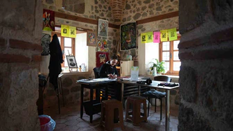 517 yıllık Taşhan’da kadın eliyle sanat ve emek buluşuyor