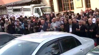 Hisarcık’ta 24 kişilik umre kafilesi dualarla uğurlandı