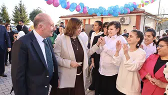 Engelleri Sevgiyle Aştılar