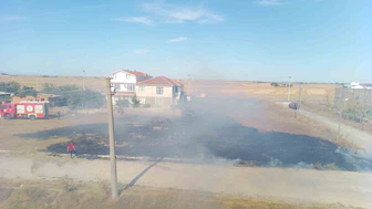 Tekirdağ’da otluk alanda yangın