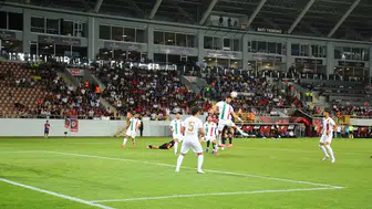 Zirve Yolunda Erken Final