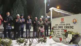 Şehit Aileleri Yeni Yıla Şehitlikte Girdi