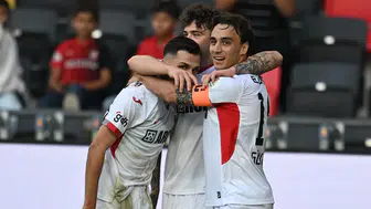 Gökhan İkinci Kez!