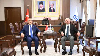 Vali Çalgan’dan Eski Okul Arkadaşına Sürpriz