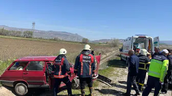 Araçlar Birbirine Girdi, Yaralılar Var