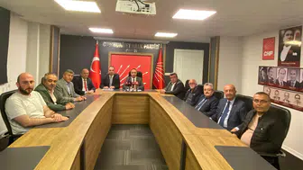 ‘Siyaset ve Hukuk Tarihimizde Benzeri Görülmemiş Karar’