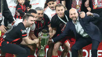 Şampiyonluk Sonrası Kulüpten İlk Açıklama: Yeni Sezon Hedefi Ne ?