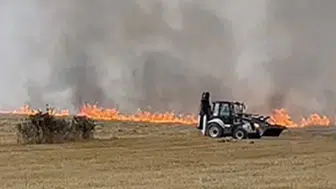 Anız Yangınında 2 Bin Dönüm Alan Küle Döndü