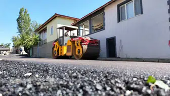 Yenihayat Mahallesi Sıcak Asfaltla Buluşuyor
