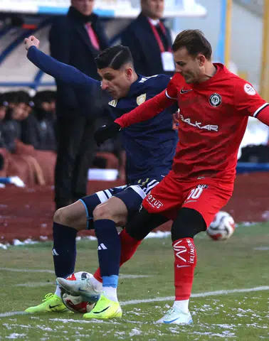 Maçın Oyuncusu Benhur Oldu