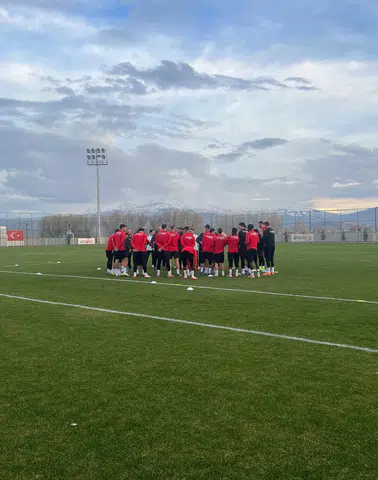 Kırmızı-Siyahlıların Ne Zaman Topbaşı Yapacağı Belli Oldu