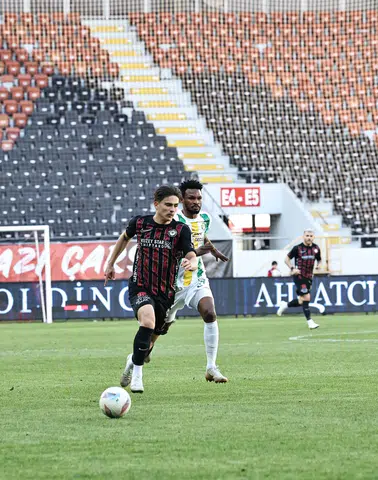 Genç Milli Oyuncu Antalya Yolcusu