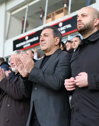 Dere’den Hakeme Tepki