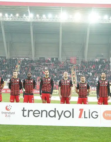 Sivasspor Maçı Öncesi Saygı Duruşu Kararı