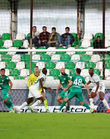 Rakibin Yıldız Oyuncusu Şehri Terk Etti