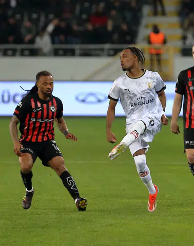 35.Haftada Bizi Neler Bekliyor? Ligin Kaderi Bu Hafta Belli Olabilir