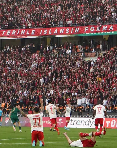 “O Sene Bu Sene Demiştik”