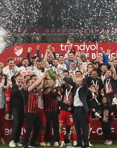 Süper Lig'de Kaç Şehir Takımı Var ?