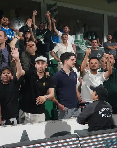 Burak’tan Eski Takıma Ağır Sitem