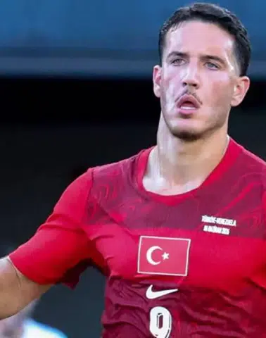 Rakiplerin Transfer Harekatı Hız Kazandı