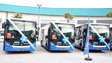 Anadolu Isuzu, İzmir Büyükşehir Belediyesi'ne 20 adet Novociti Life teslim etti