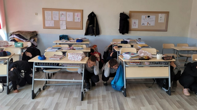 Dodurga'daki okullarda deprem tatbikatı yapıldı