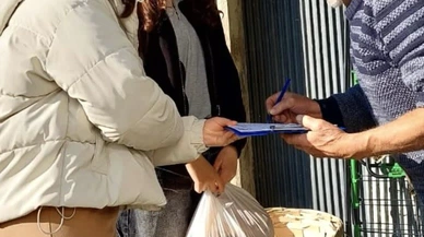 Erfelek'te her gün 102 haneye iftarlık yemek ulaştırılıyor