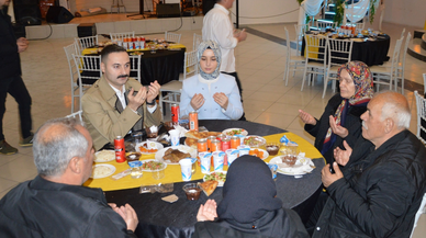Havza Kaymakamlığı şehit yakınları ve gazilere iftar verdi