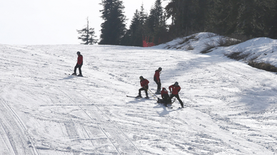 Ilgaz Yurduntepe Kayak Merkezinde ilkyardım tatbikatı yapıldı