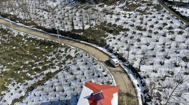 Ordu'nun zorlu yollarında ambulans sirenini kadın paramedikler çalıyor