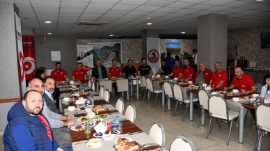 Samsun Otomobil Spor Kulübü üyeleri iftar yemeğinde buluştu