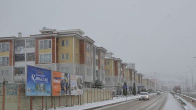 Samsun'da kar etkisini sürdürüyor