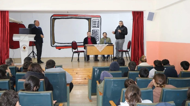 Sinop'ta öğrenciler meslek sahibi ustalarla buluşturuldu