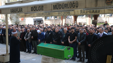 Tokat'ta 6. kattan düşerek ölen çocuğun cenazesi toprağa verildi