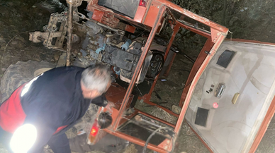 Tokat'ta uçuruma devrilen traktörün sürücüsü öldü