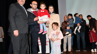 Vezirköprü'de eğitimlerini tamamlayan bebeklere sertifika verildi