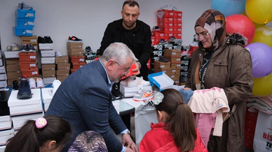 Çocukların Yüzlerini Güldürdüler