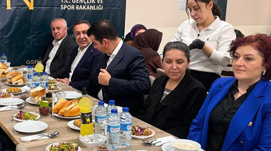 Dere, Yurtta Öğrenciler ile İftarda Buluştu