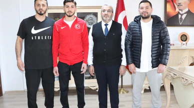 Efe Erarslankılıç’tan Çağlar’a Ziyaret