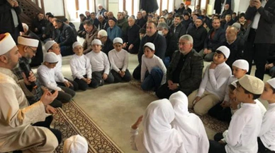 Ezber Çocuklardan, Hediye Müftüden