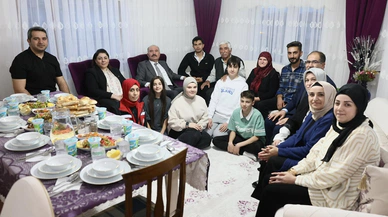 Şehidin Ailesiyle İftar Sofrasında Buluştu