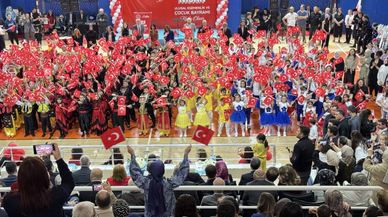 Karadeniz'de 23 Nisan Ulusal Egemenlik ve Çocuk Bayramı törenlerle kutlandı